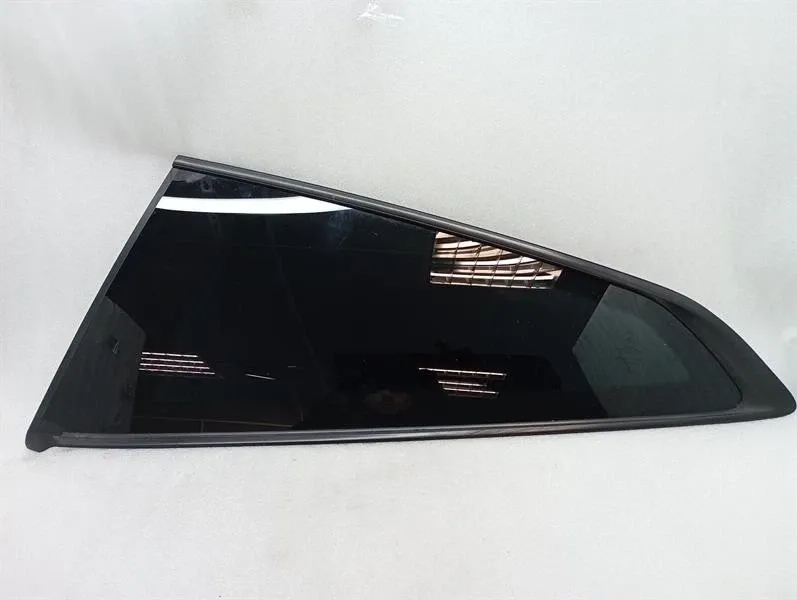 Ferrari GTC4 Lusso F151M Left Rear 1/4 Glass 87916500 Door Panel 1/4 Rear LH-