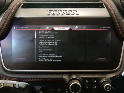 Écran d&#39;affichage de navigation par satellite Ferrari GTC4 Lusso T 3.9 V8 F151M 334588-