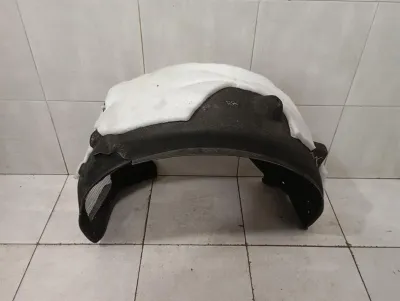 Revêtement de passage de roue droit pour Ferrari GTC4 Lusso T 3.9 F151M 87660800