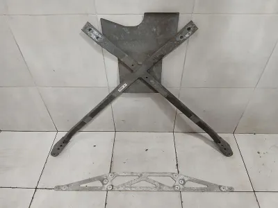 BMW 5. sērijas F90 G30 M5 turētājs/kronšteins 8064893 Turētājs/pārvadātājs 8064485-