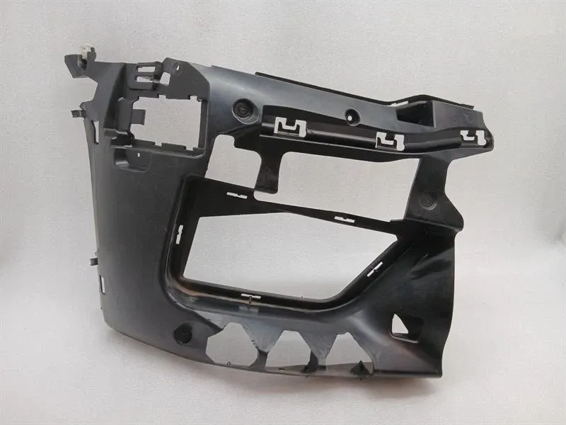 BMW F90 M5 front bumper mount 8065320 mounting insert bumper front right-
