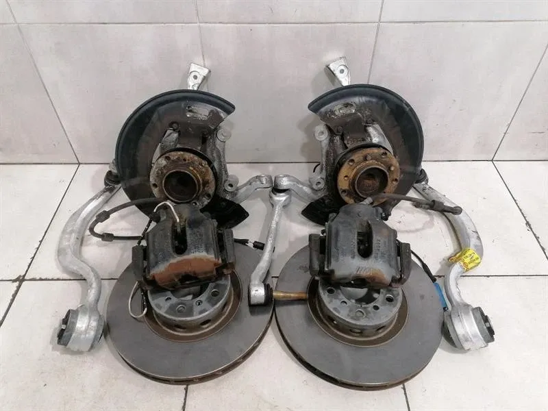 BMW M5 V8 E39 Front Hub Set 31211096495 Brake Kit Wheel Bearing Housing Front SET -