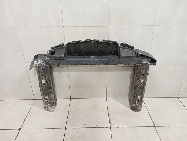 Chevrolet Corvette C7 Front Bumper Beam 84160849 FAULTY Front Bumper Carrier