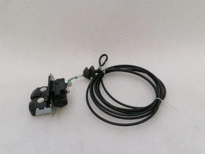 Ferrari 599 GTB F141 boot lock 69367900 tailgate lock -