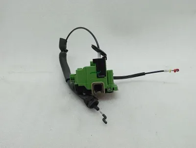 Ferrari GTC4 Lusso T 3.9 V8 F151M Door Lock 88778200 RHD RIGHT Door Lock -