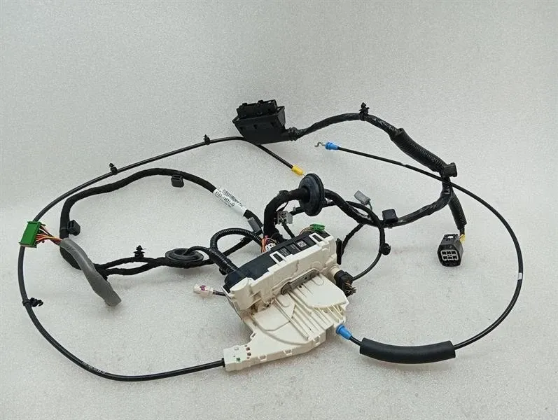 Aston Martin DBS SUPERLEGGERA AM7 Right Door Lock HY53-21812-AD Door Lock -