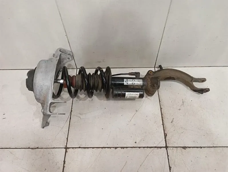 Audi RS4 B8 8K Shock Absorber Front 8K04023 Front Shock Absorber 8K0412019-