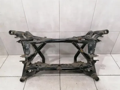BMW M4 F82 Sous-châssis arrière 33318097478 Cadre d&#39;essieu Essieu arrière