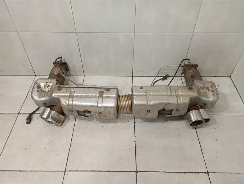 Porsche 911 996 exhaust 99611102775 turbo defects exhaust silencer-