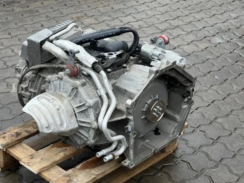2020 Audi R8 4S V10 RWD скоростна кутия UJW скоростна кутия -