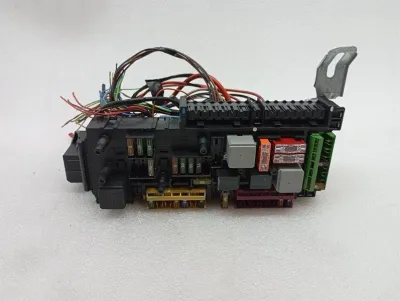 Mercedes C Class W204 Fuse Box A2049060105 Fuse Box SAM-