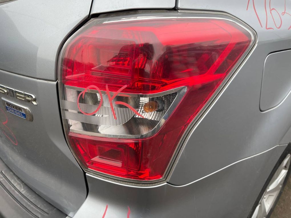 Tail light, right SUBARU FORESTER (SJ) (2013-2018)