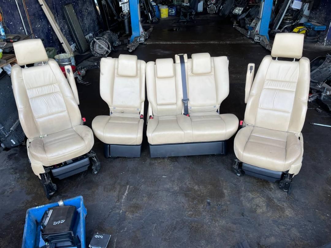 Set Of Seats LAND ROVER RANGE ROVER SPORT I (L320) (2005-2013)
