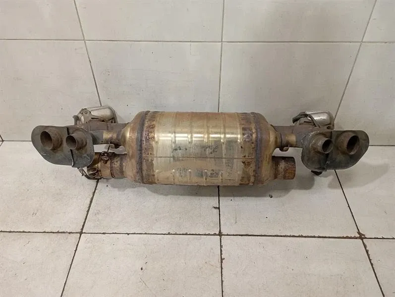 Porsche 911 992 exhaust silencer 992251052A defect exhaust silencer-