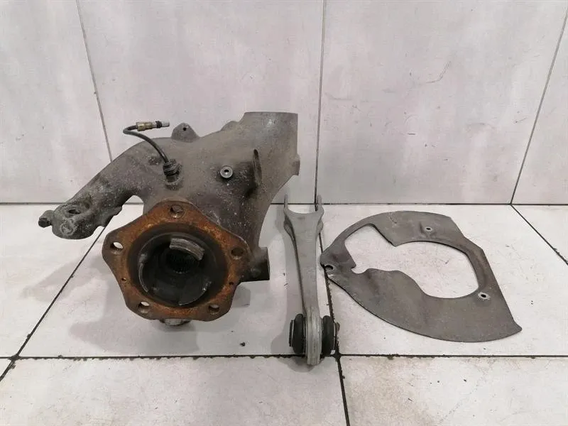 Porsche 911 997 Turbo Left Front Hub 99734116524 Wheel Bearing Housing Front Left -