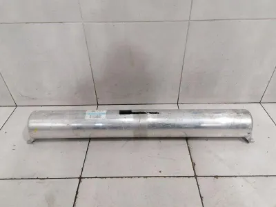 Réservoir Porsche Taycan 9J 9J1616202A Accumulateur de pression du réservoir