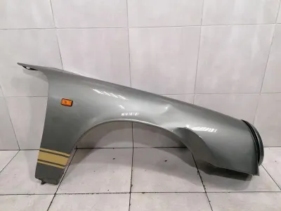 Porsche 911 Carrera 3.2 1984-1989 Rechter Kotflügel 91150303204 DEFEKT Re Fender-