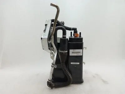 Ferrari 812 Superfast F152M iztvaikošanas rezervuārs 312807 rezervuārs -