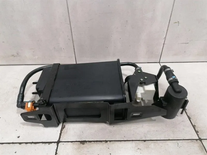 Ferrari 599 GTB F141 Reservoir 219311 EVAP Reservoir -