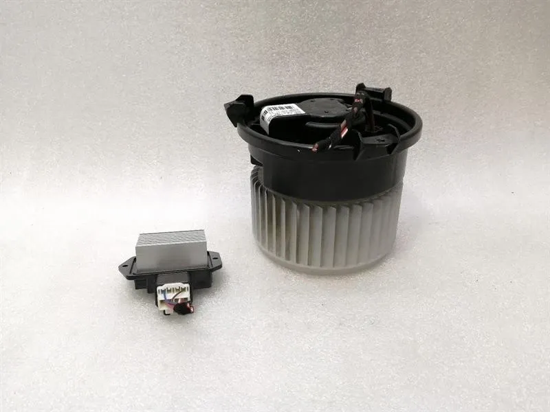 BAKRE + MOTSTÅND RANGE ROVER L405 Värmefläkt LR035687 Motor Värmefläkt-