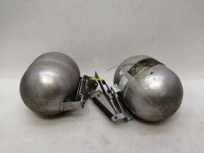 Maybach 57 W240 Пневмоподвеска, резервуар A2403200215 -