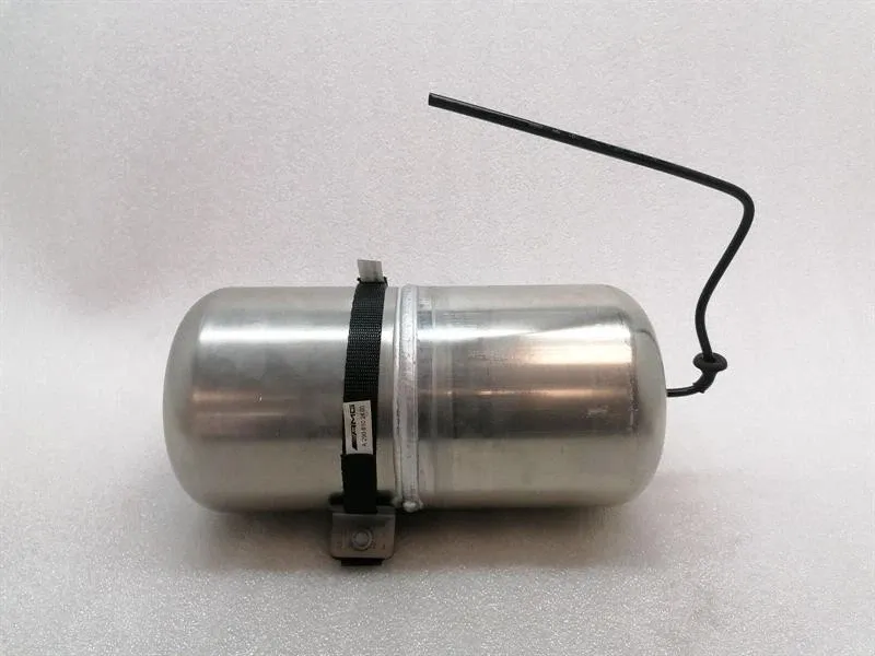 MERCEDES GT 4 DOOR X290 GT63S AMG Reservoir A2133206900 Reservoir -