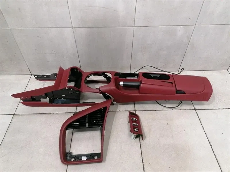 AUDI R8 TYPE 42 V10 5.2 SPYDER CENTRE CONSOLE 420863242B RIGHT HAND DRIVE RHD-