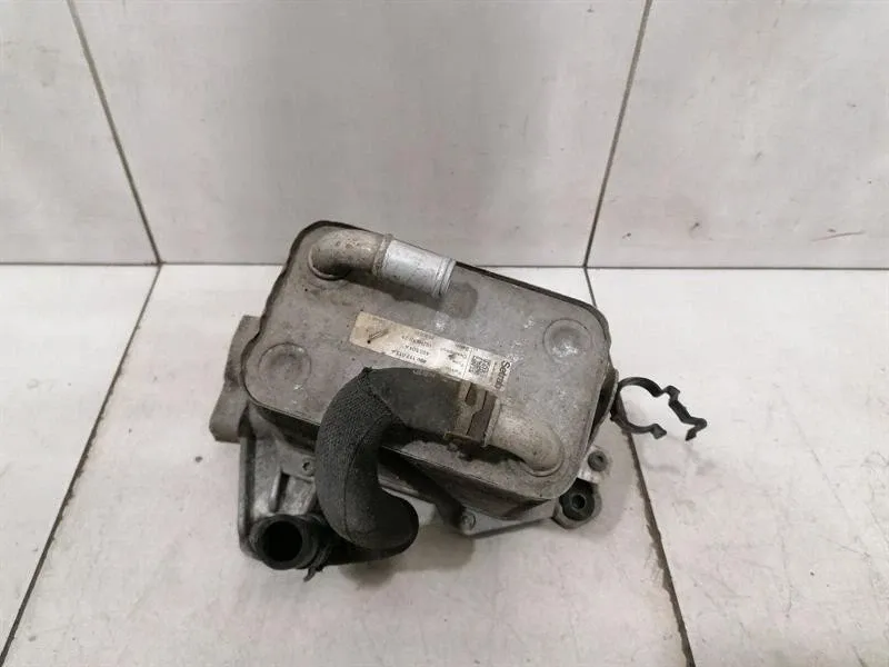 Audi R8 4S V10 RWD Engine Oil Cooler 4S0117013A Oil Cooler Radiator 5.2 V10-