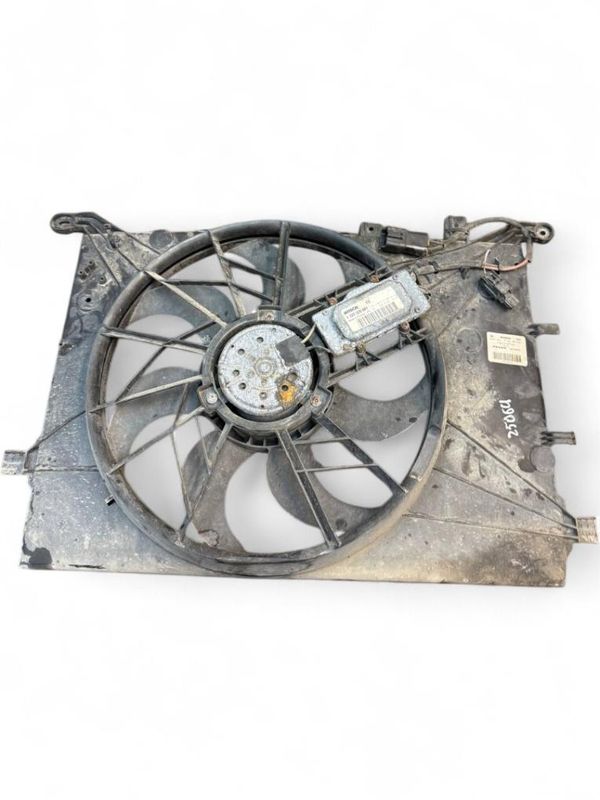 1137328081 0130303909 8649634 Radiator Fan Electric VOLVO V70 II / XC70 I (P80) (2000-2007)