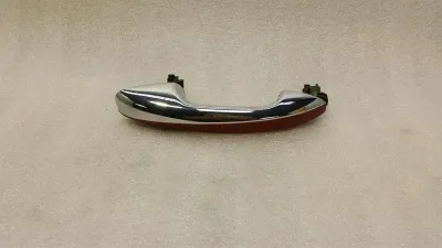 Poignée de porte arrière droite Mercedes Classe C W205 A0997605601