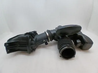 Кутия за въздушен филтър на Corvette C7 Grand Sport 84362287 - Дефектна кутия за въздушен филтър