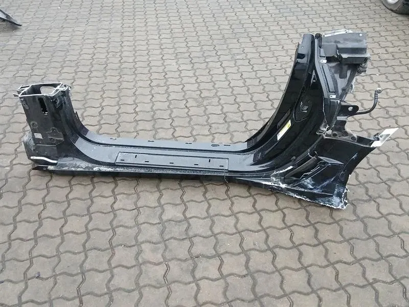 Chevrolet Corvette C7 Grand Sport Side Skirt 84112000 Left Side Skirts -