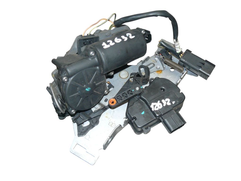 68030378AA Sliding door lock right CHRYSLER VOYAGER V (RT) (2007-2016)