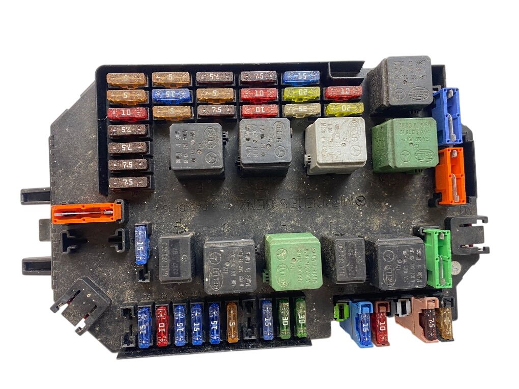 10024618 Fuse box MERCEDES-BENZ S-CLASS (W221) (2005-2013)
