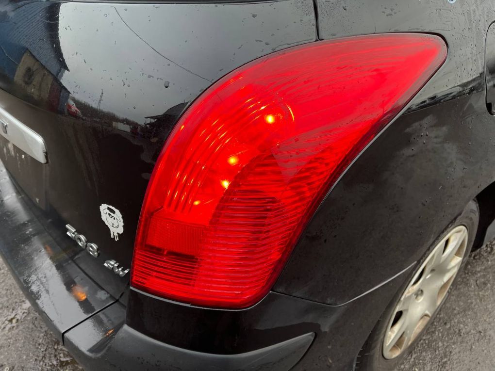 Tail light, right PEUGEOT 308 I (4A, 4C) (2007-2013)