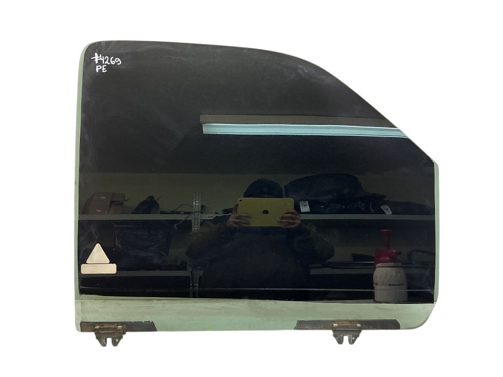 20999992 Door window glass front right CHEVROLET EXPRESS (2003-)