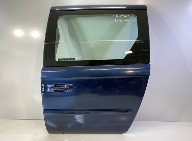 Sliding door left CHRYSLER VOYAGER IV (RG, RS) (2000-2008)