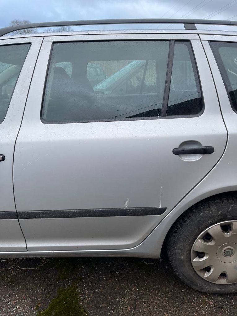 1Z9833055 Door Rear  Left SKODA OCTAVIA II (1Z) (2004-2013)