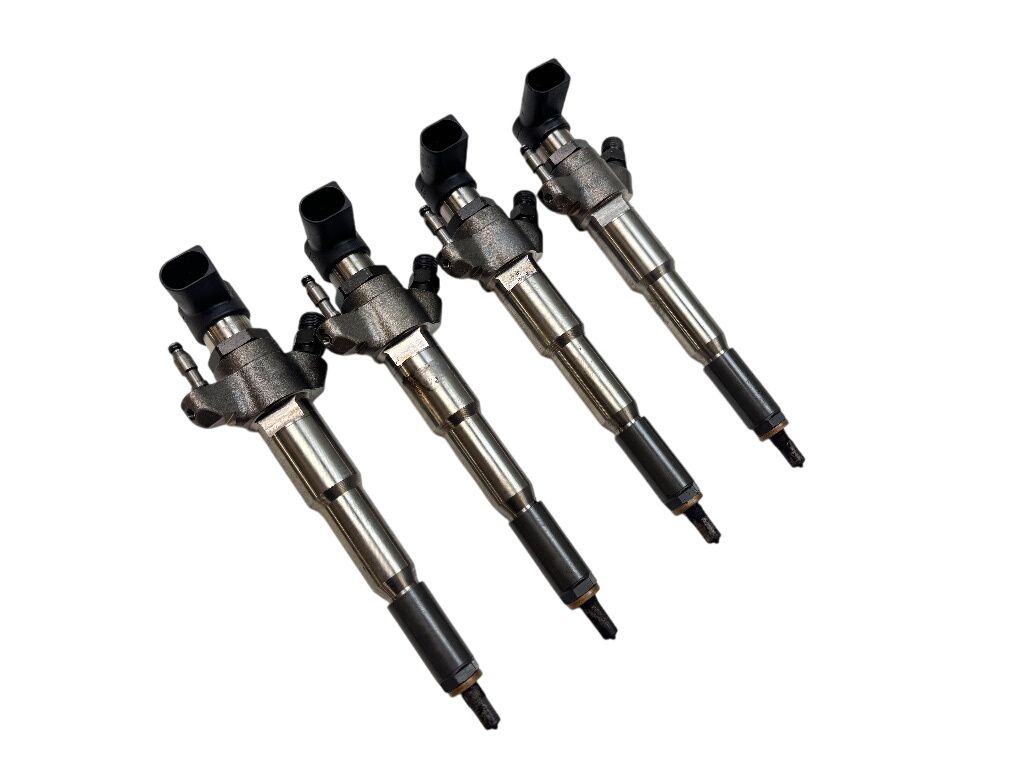 166093282R Fuel injector set NISSAN NAVARA III / NP300 (D23) (2014-)