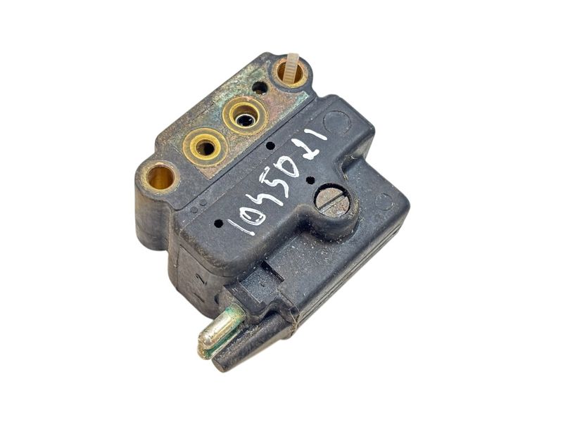 A0000703962 Fuel pressure regulator MERCEDES-BENZ SL-CLASS (R129) (1989-2001)