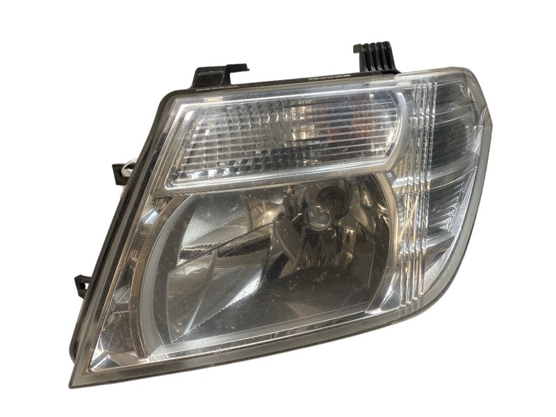 Левая фара 260605X10B для Nissan Navara II / NP300 (D40) (2004-2021)