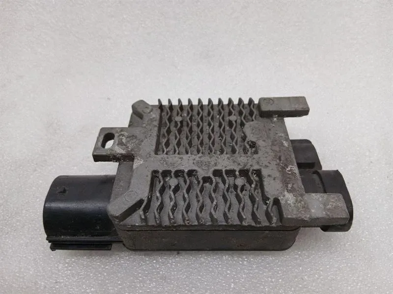 Aston Martin Rapide 10-14 electronic module 940008401 control unit cooling fan