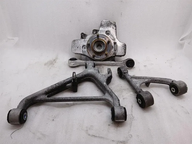 Aston Martin Rapide 10-14 Left Rear Hub AD43-5A971-AB Wheel Bearing Housing Rear Li