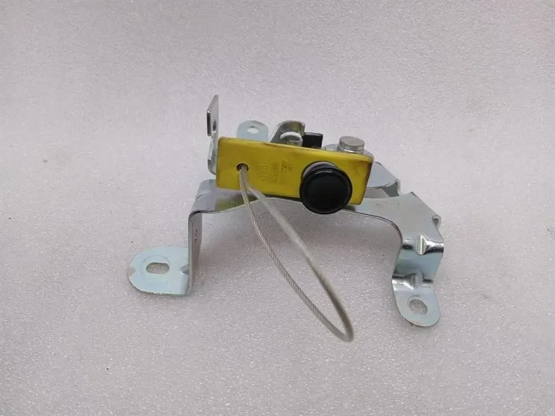 Aston Martin Rapid 10-14 AD43-7J168-AB Park Brake Release Switch