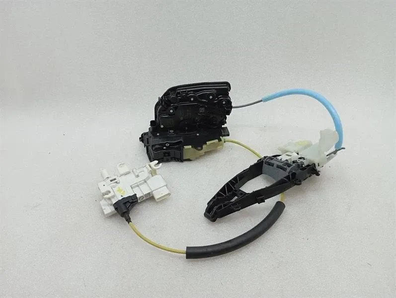 BMW 8 G16 M8 Gran Coupe Door Lock 7477708 FR SOFT CLOSE RHD Door Lock