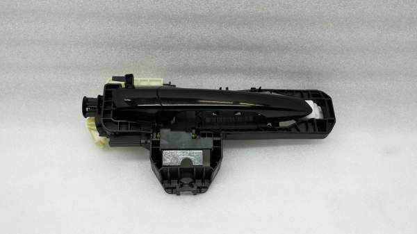 Mercedes E Class W212 door handle rear right A2047601634 rear right door handle