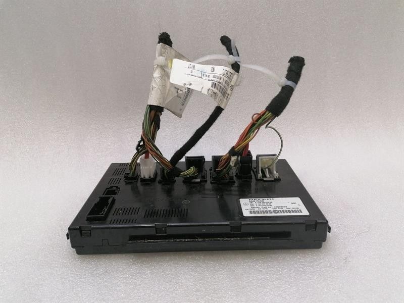 Mercedes ML W164 electronic module SAM rear A1645408362 control unit defect
