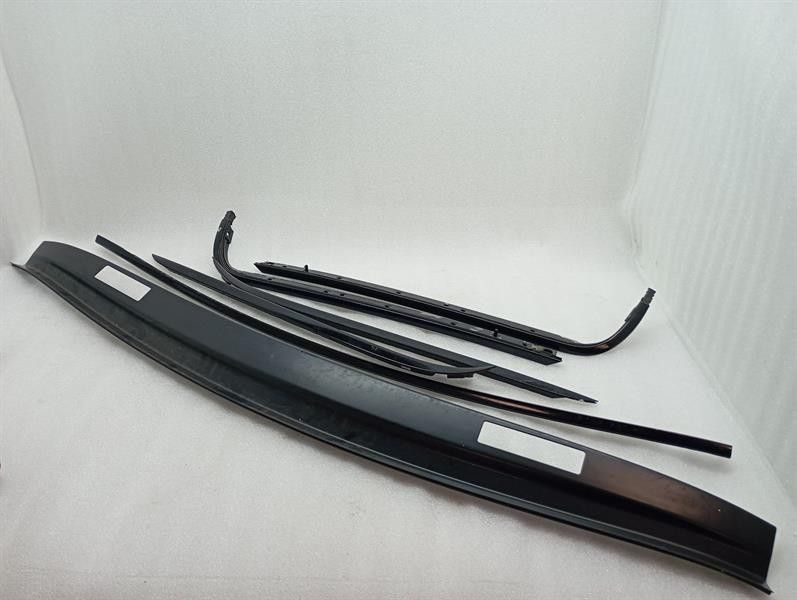 BENTLEY CONTINENTAL GTC 18-24 3S Moulding 3SD853829 WINDSHIELD Trim