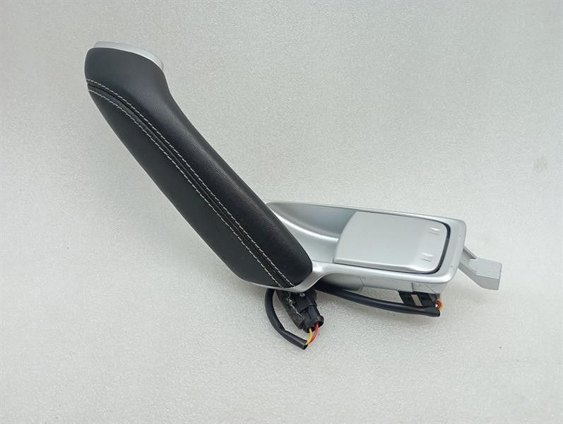 Ferrari California T F149 14-17 door inner handle 864321 RH interior door handle