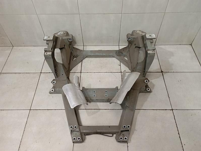 Ferrari California T F149 14-17 subframe rear 289331 axle frame rear axle
